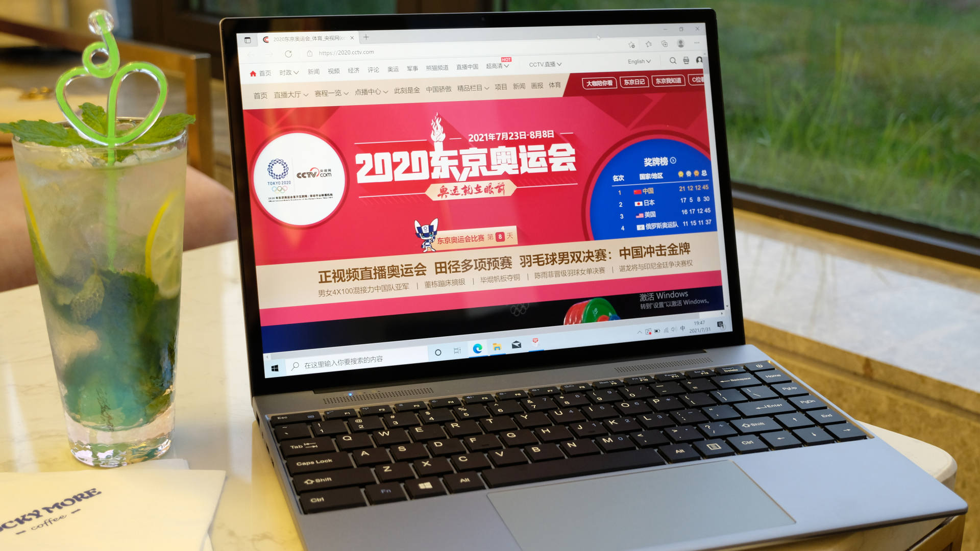 surface和普通笔记本对比,笔记本和surface买哪个版本好