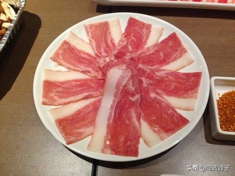 培根肉是培根发明的吗视频,培根肉是什么肉为啥叫做培根