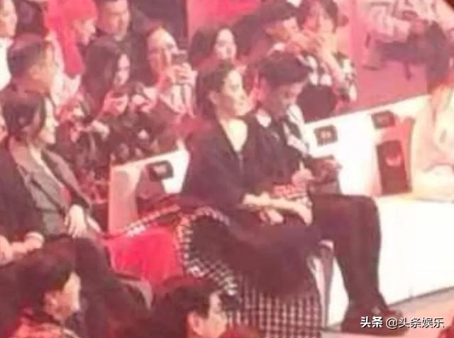 陈思诚拿奖示爱佟丽娅，能力破离婚传闻吗？