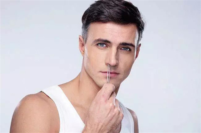 男性鼻毛长出来意味着什么,男士鼻毛窜出来鼻毛旺盛说明什么