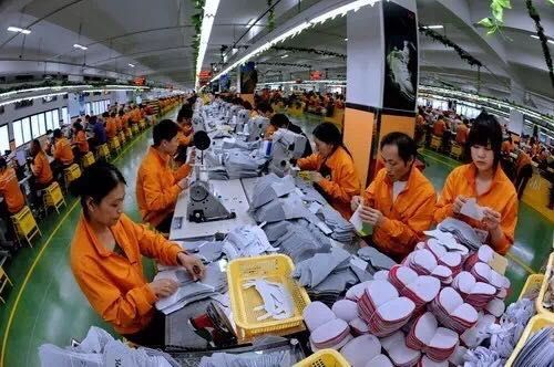 耐克阿迪中国制鞋厂,给阿迪耐克代工的鞋厂自有品牌