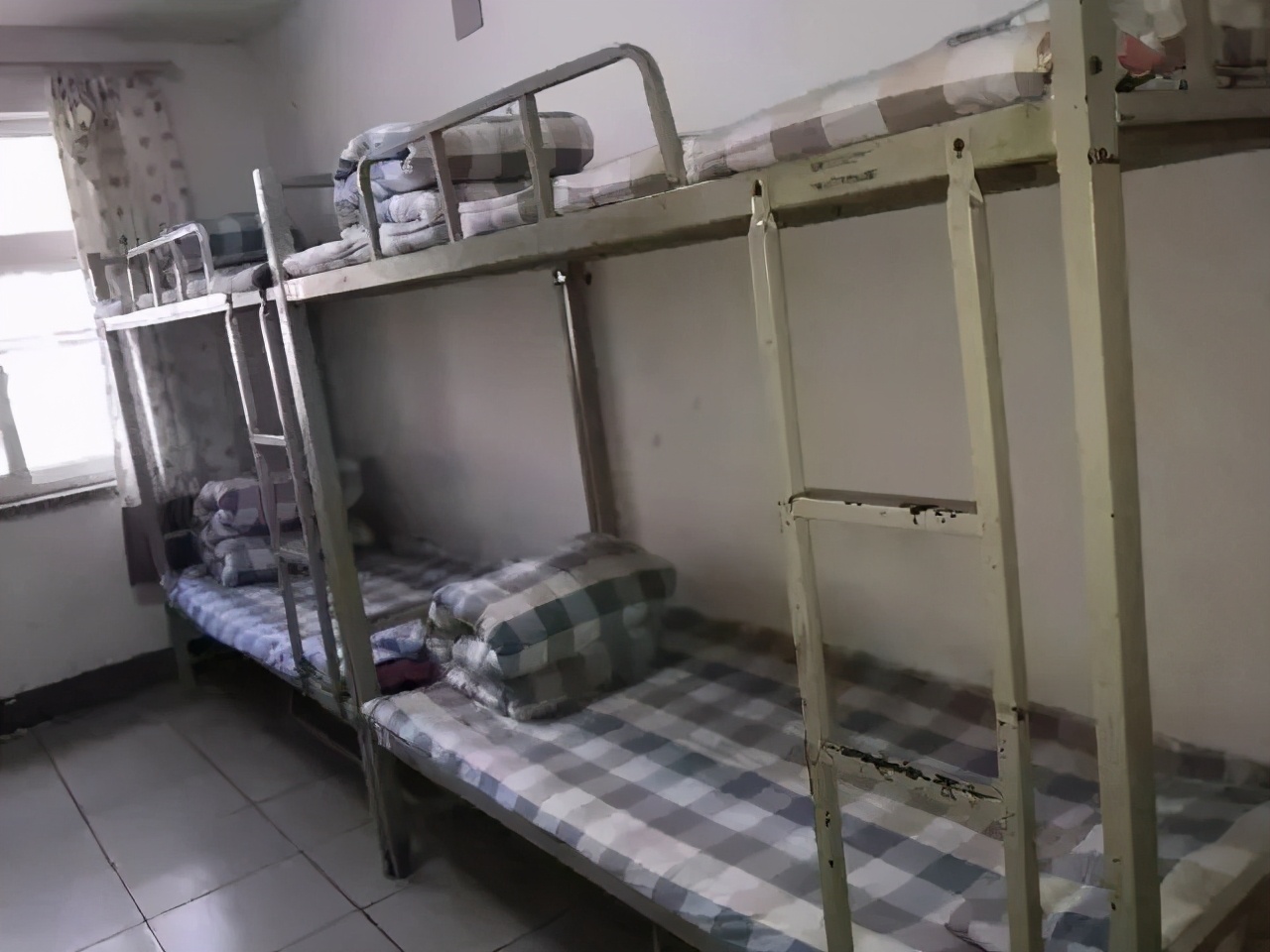 2021年郑州小升初择校必看的15所热门民办初中食宿情况集合