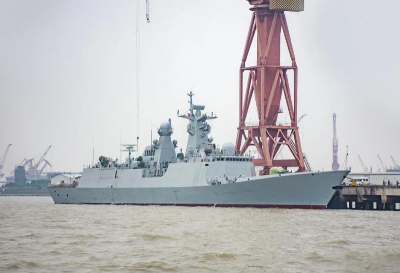 印度演练中巴双线作战,印度军队阻挡边境巡逻被反制视频