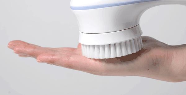 自己搓澡搓不到后背怎么办,洗澡怎样才能搓干净后背