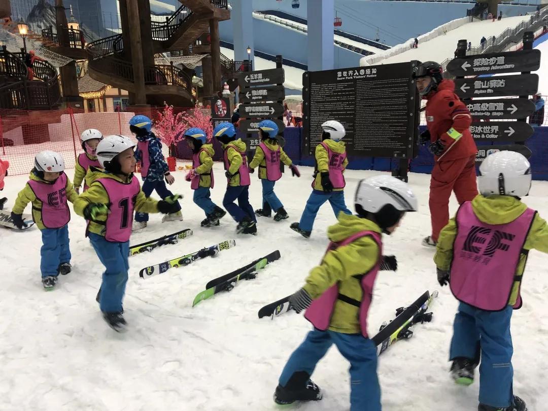 国内儿童玩雪亲子旅游,亲子游玩地点推荐玩雪