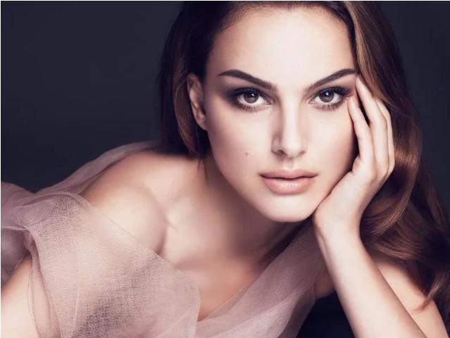 2021年好莱坞著名的20个女演员