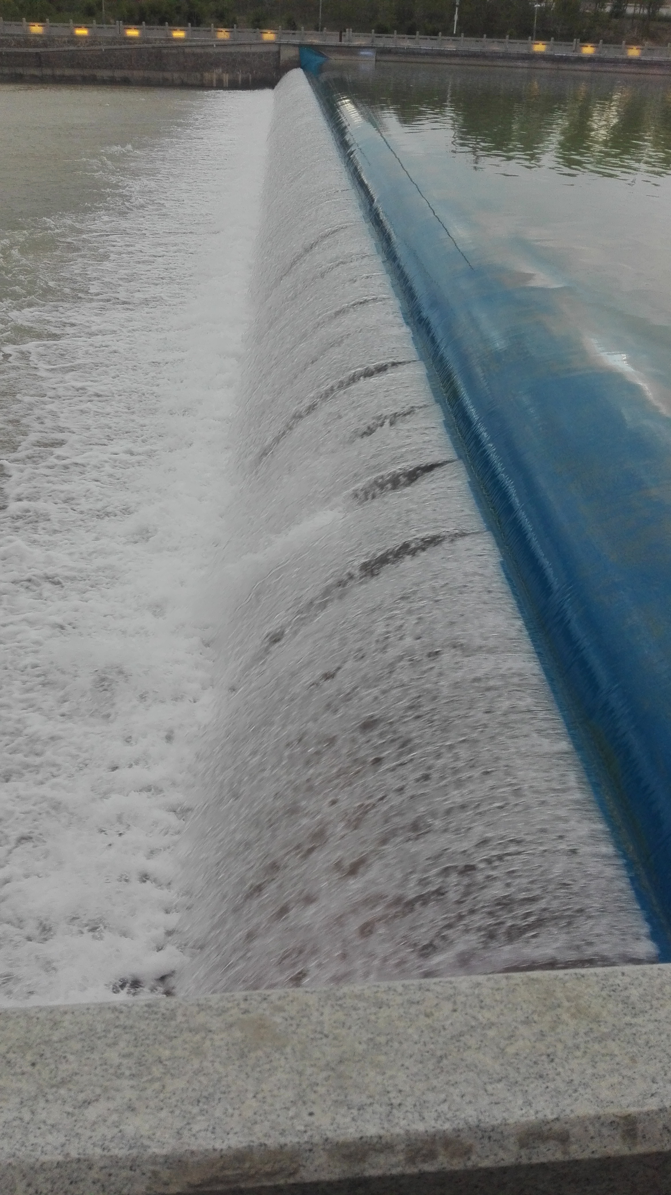 美丽的高原城市德令哈,德令哈一座安静的高原