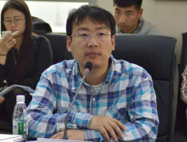 人大教授：不能接受无血统归化，网友：你看过踢马尔代夫的比赛吗