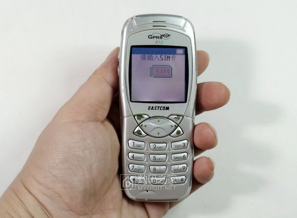 岁月催人老又回到三十年前,十年前的手机回忆满满