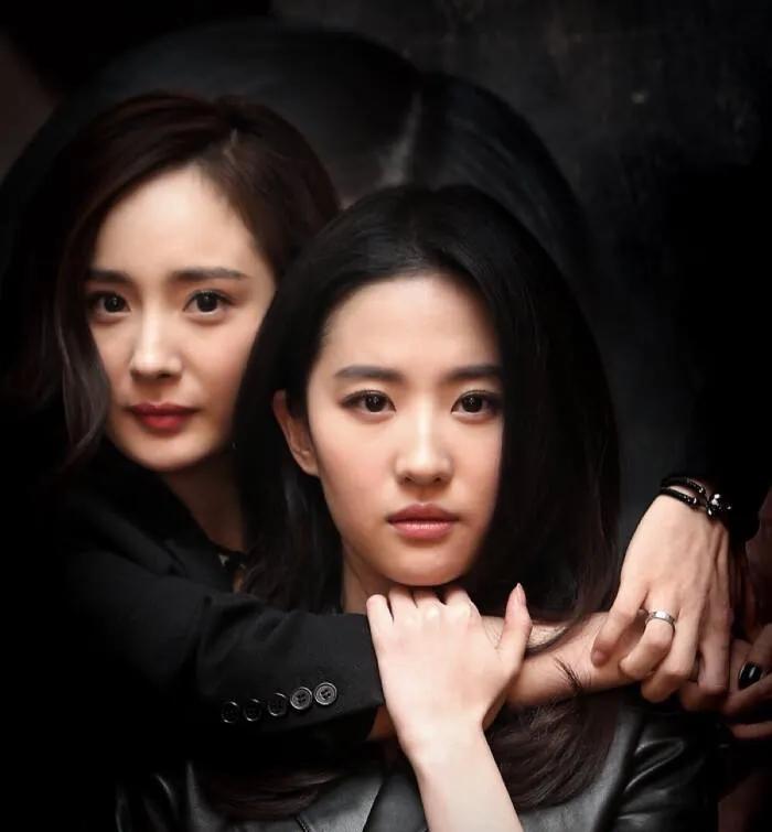 杨幂是不是又回到以前的样子了,杨幂其实大家都不容易互相理解吧