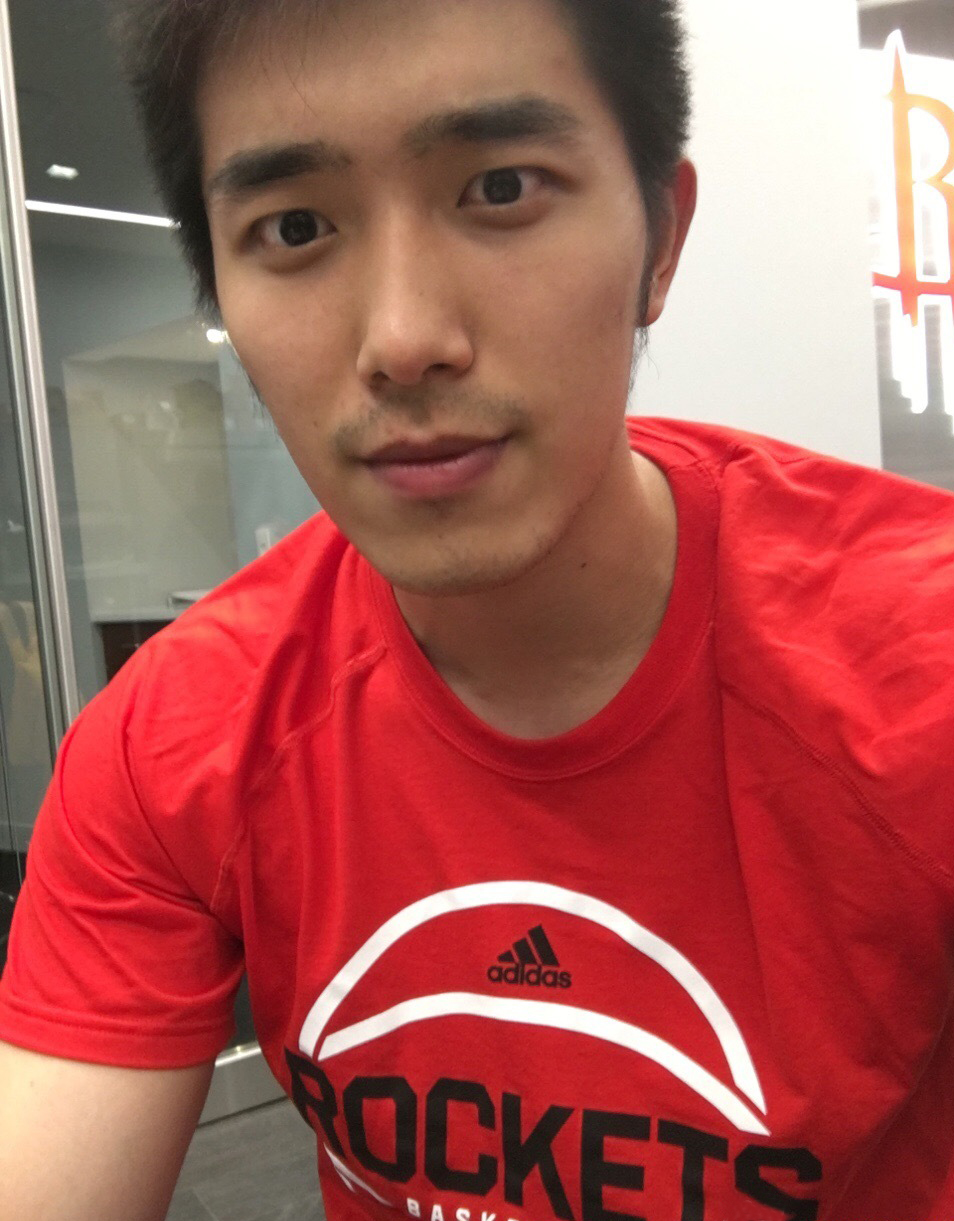 中国女排奥运冠军张常宁康复训练,女排张常宁有孩子了吗