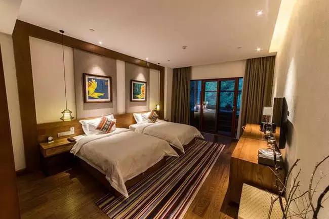 古尔沟温泉小镇,古尔沟温泉小镇值得去吗