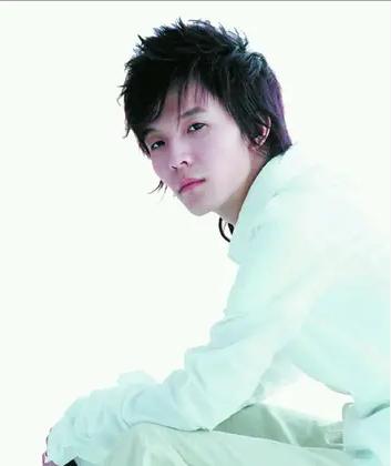 郭敬明玄幻小说爵迹,郭敬明写的小说爵迹