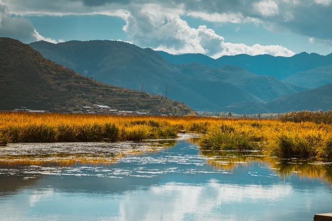 消失的地平线上的“香巴拉”和“女儿国”（二）