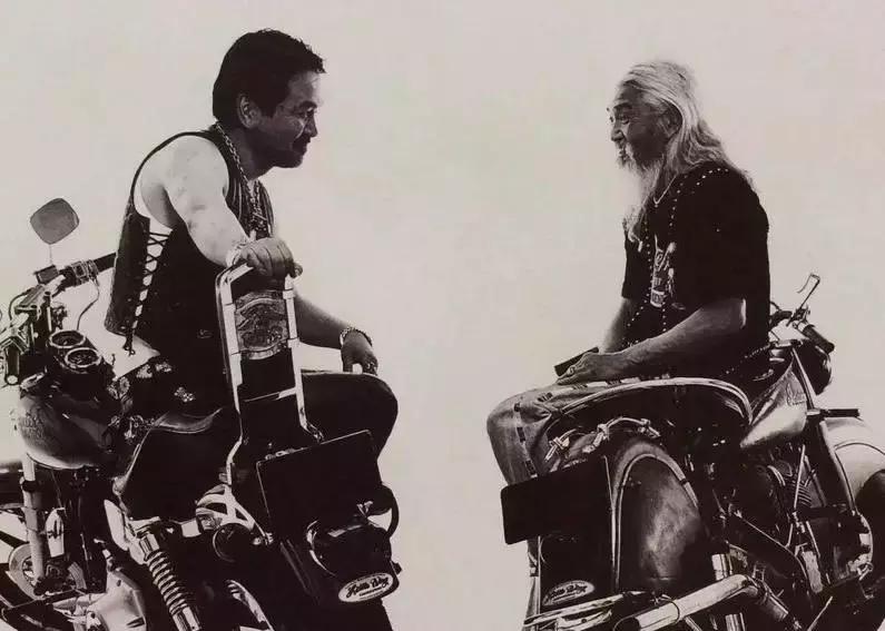 OFFWAYSTOPLIGHT唯一联名款现货十个，抢到就是赚到！