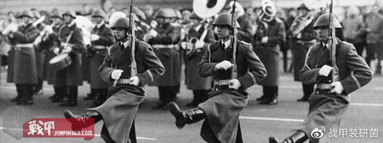 不只是仪仗！——东柏林的卫兵们