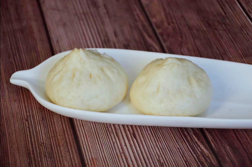 牛肉馅包子的调制方法视频,牛肉馅包子的做法怎么调馅好吃