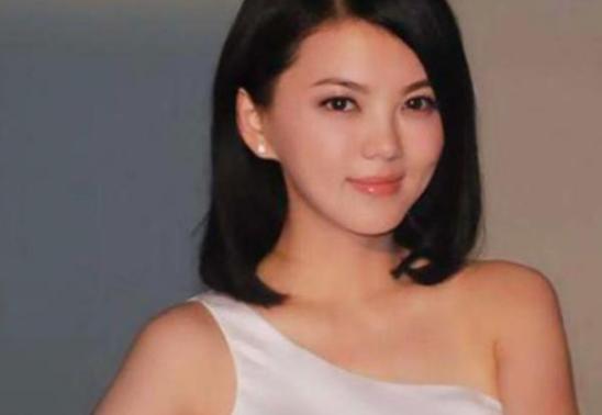 李湘为什么卖二手货,李湘二手店开张了吗