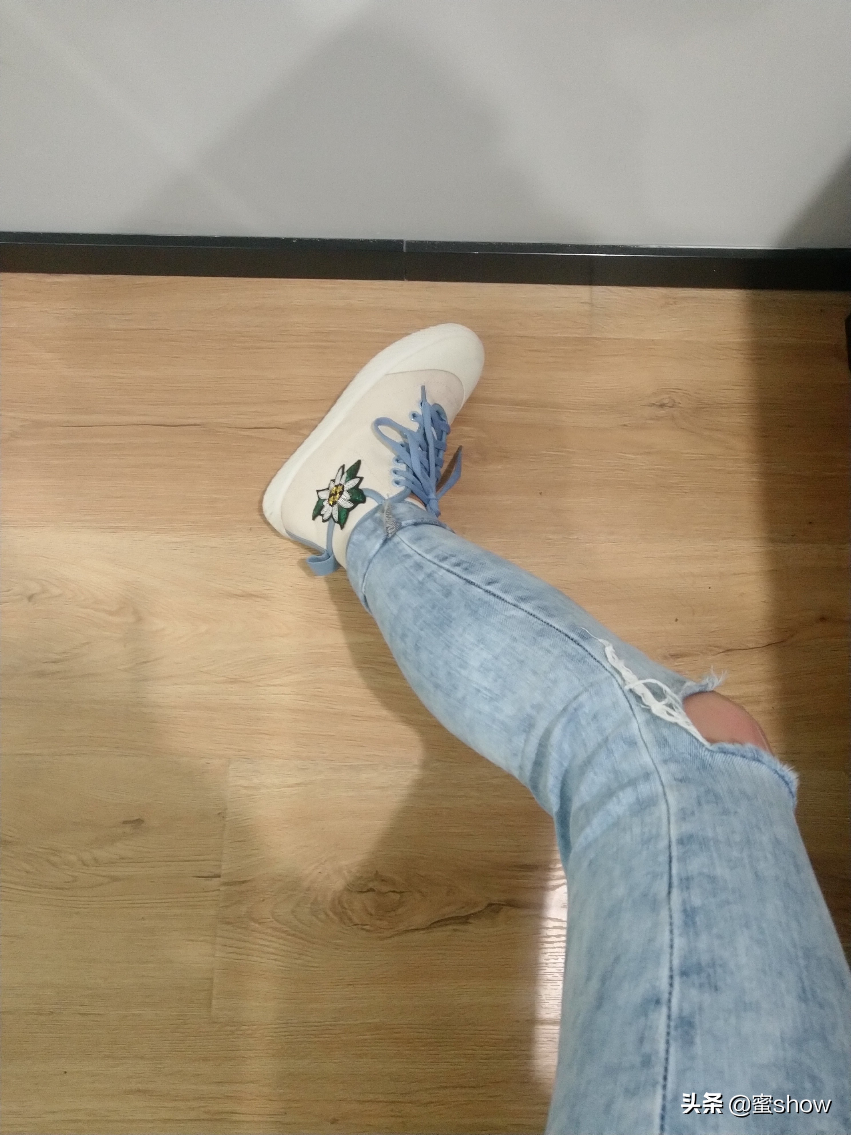 怎么挑不磨脚的高跟鞋,高跟鞋不磨脚如何选鞋