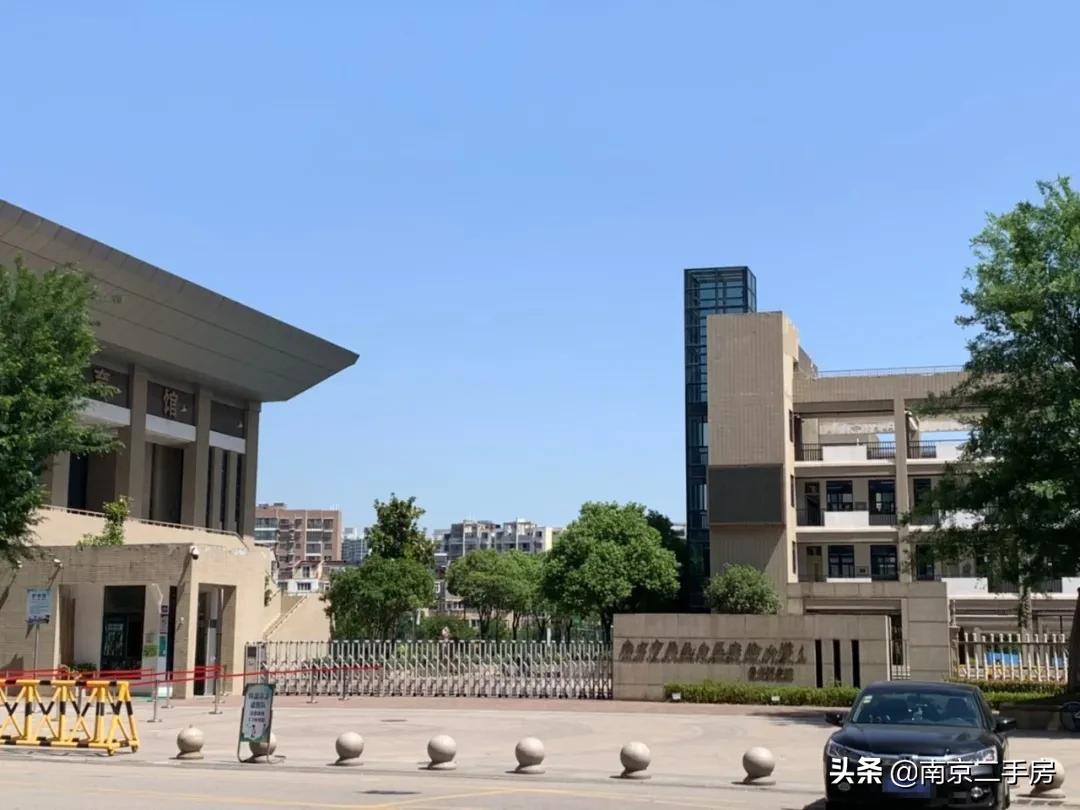 城南好地段安置房,房子出售新房源城南