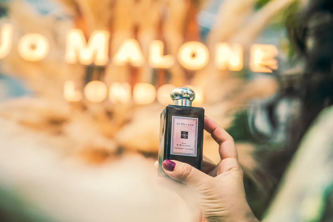 岁末圣诞元旦礼物,岁末钜惠圣诞狂欢购