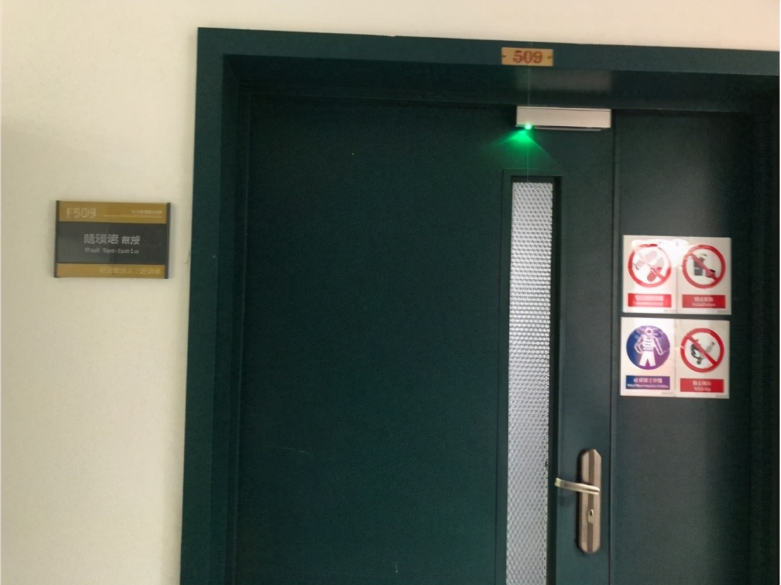 那些研究生是怎样走向崩溃的,那些研究生怎样走向崩溃的