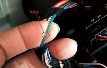 17款奔驰商务车的空调如何控制,奔驰mpv空调怎么调节