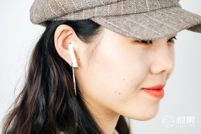 AirPods2代到手了，怎么才能让人看出来是新款？