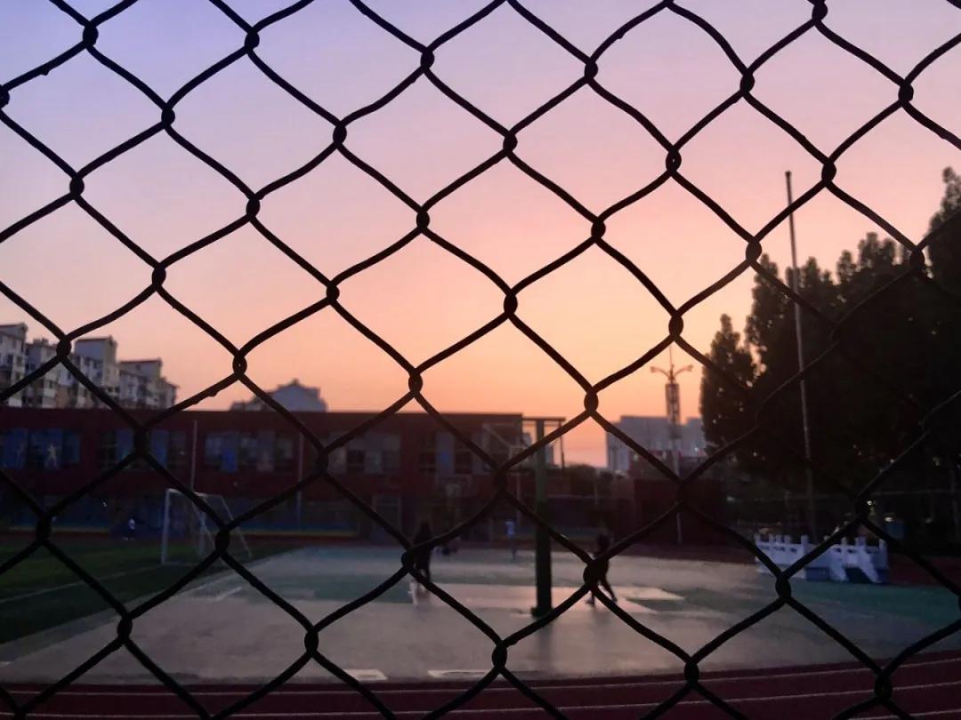 赴美留学最好的咨询机构,去国外留学最简单的学校