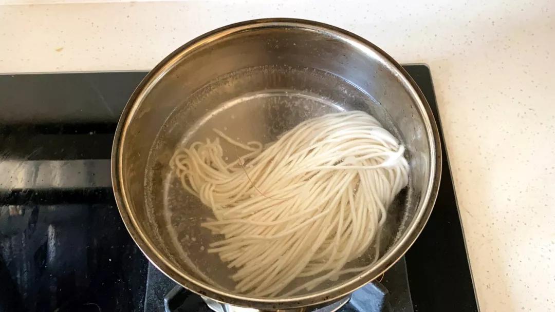 呷哺酱料怎么调好吃,大食堂自制食物简单做法