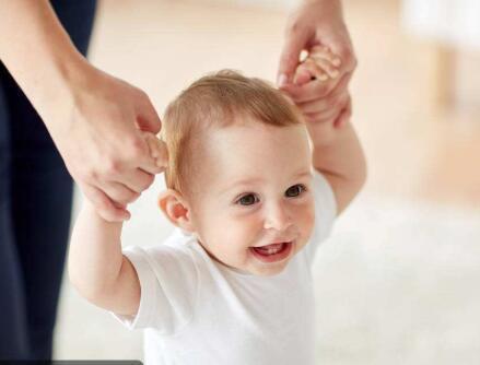 新生儿湿疹如何处理？婴儿宝宝如何预防湿疹？