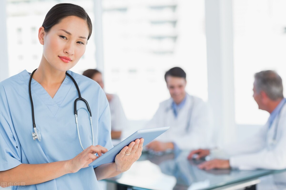 肚子上有白癜风怎么治疗,腹部白癜风