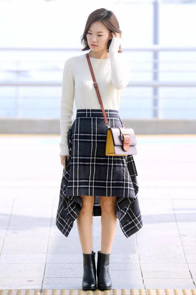 小白鞋显高显脚小,新款百搭显瘦切尔西靴