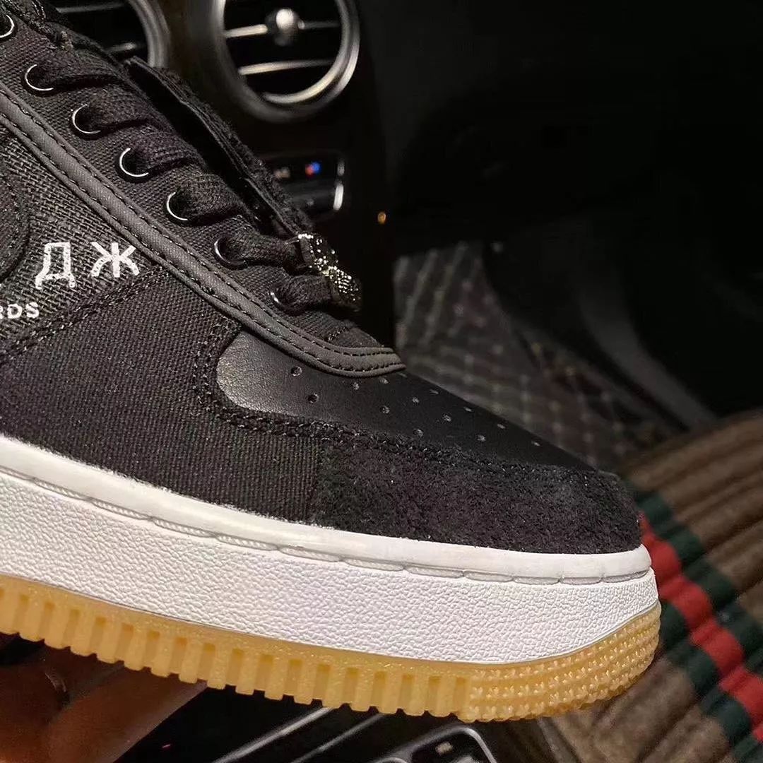 TravisScottxNike大招来袭！“黑*诱色**惑”势必引发不小波动