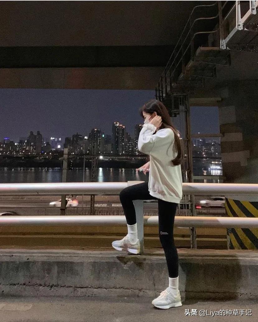 凉鞋好穿不打脚,粗跟凉鞋穿到烂