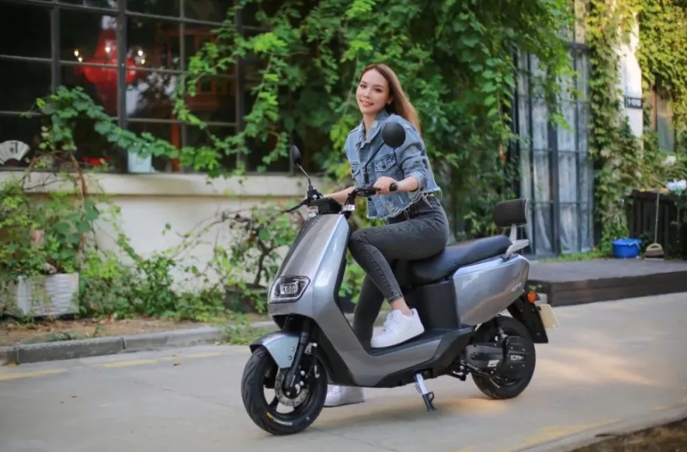 为什么电动车后面都用鼓刹,电动车自行车是碟刹好还是鼓刹好