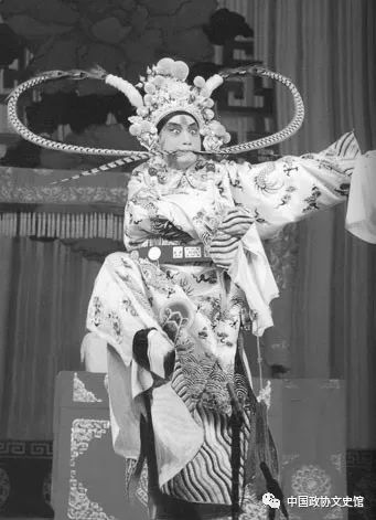 亲历京剧音配像工程丨我为父亲叶盛兰“音配像”