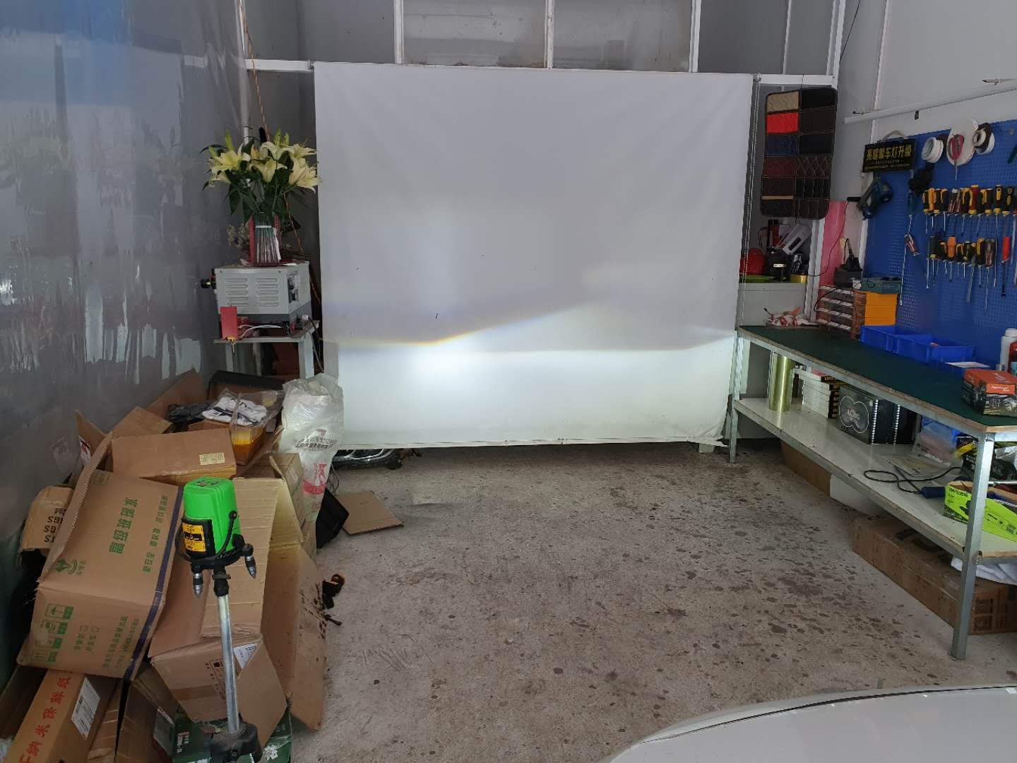 现代名图右大灯常亮怎么调,现代名图日行灯不亮了怎么修