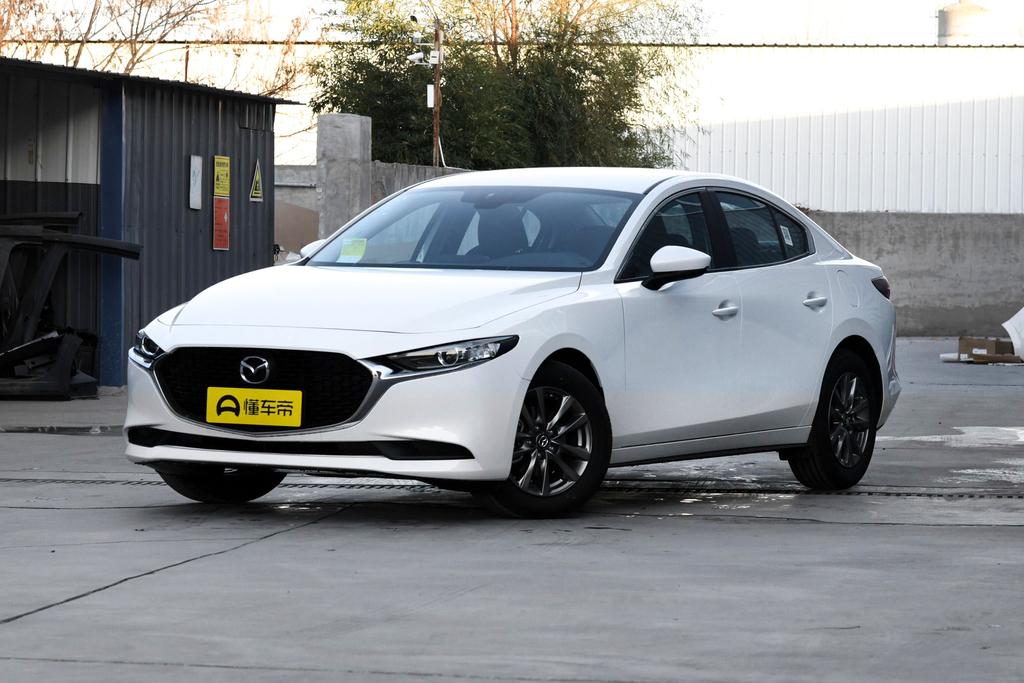新一代马自达3