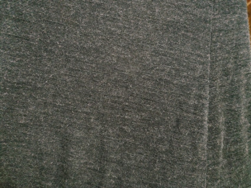 优衣库和lativ哪个档次高,诚衣优衣库