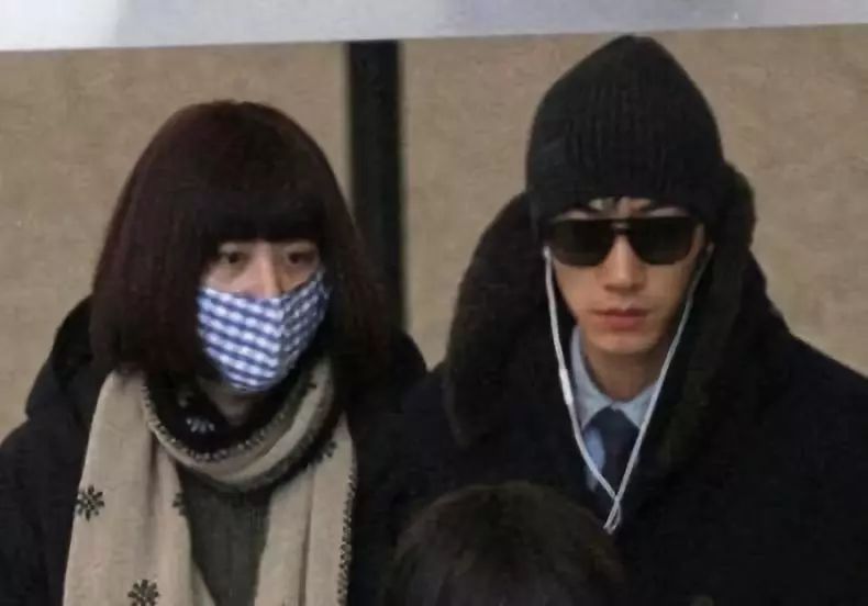 张亮微博宣布离婚，网友怀疑是为了转移对高以翔事件的注意力