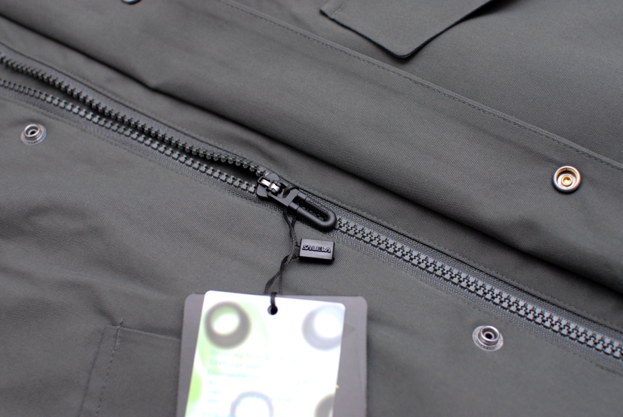 沙乐华冲锋衣能排第几,沙乐华和狼爪冲锋衣哪个好