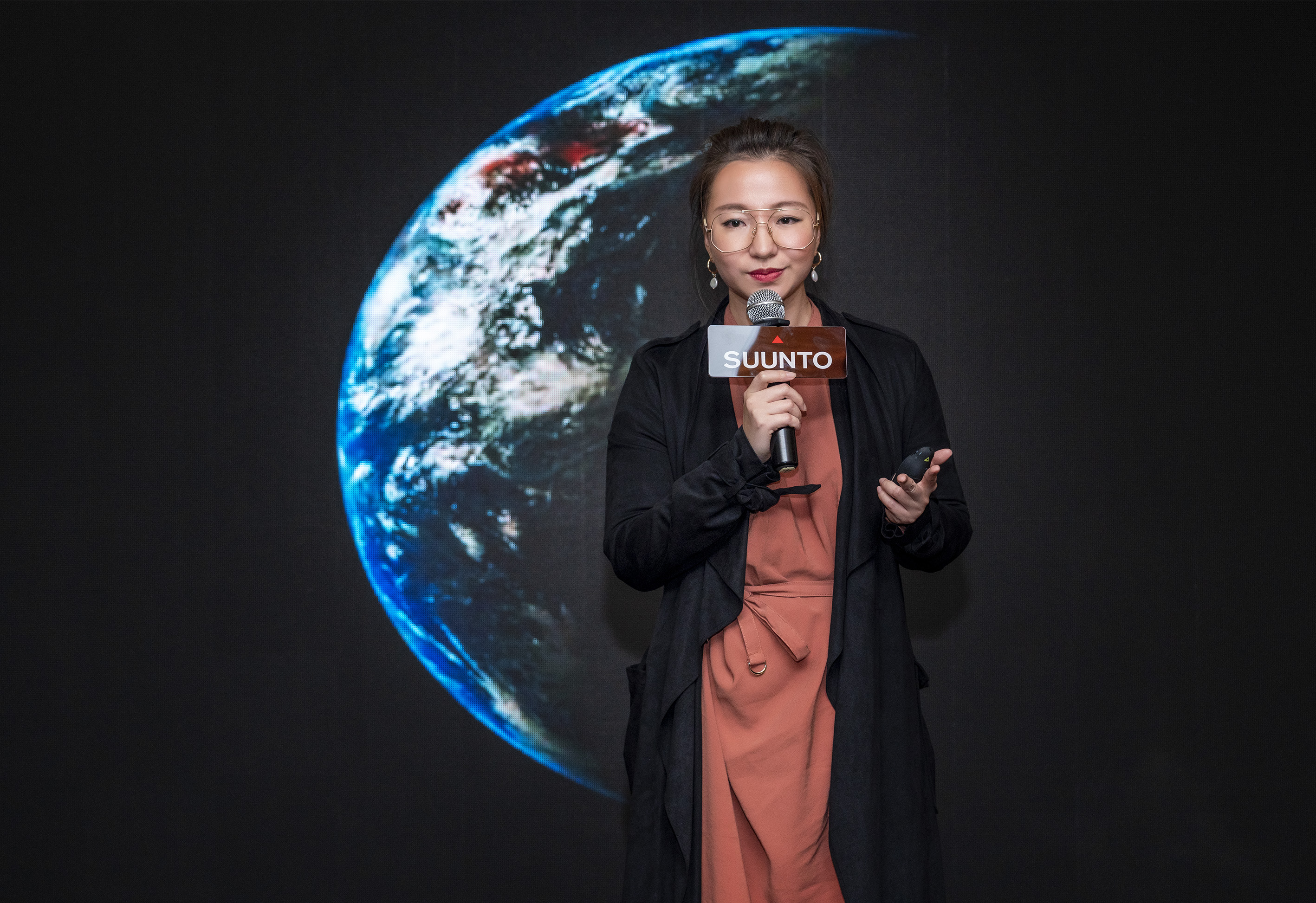 suunto娼滄按鐢佃剳浠锋牸 (suunto d5鍔熻兘)