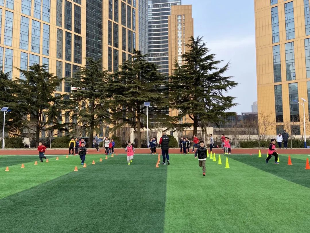 足球社团优秀社团事迹,学校活力足球社团活动