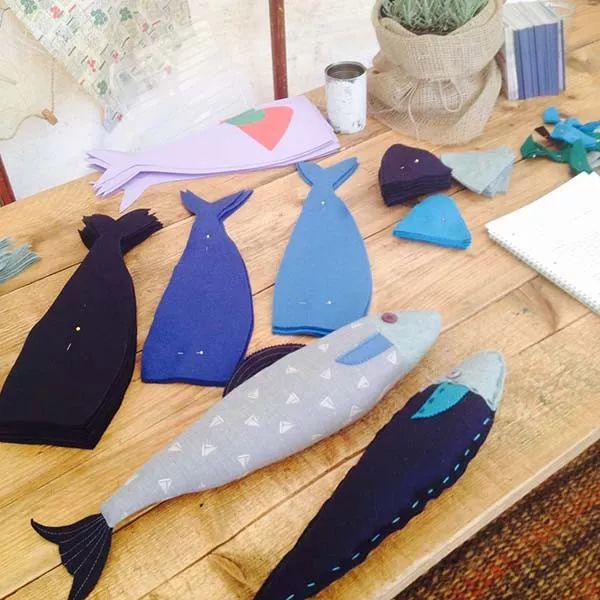 家里的玩偶、抱枕统统不用买，两块布就能缝，布艺手工附教程