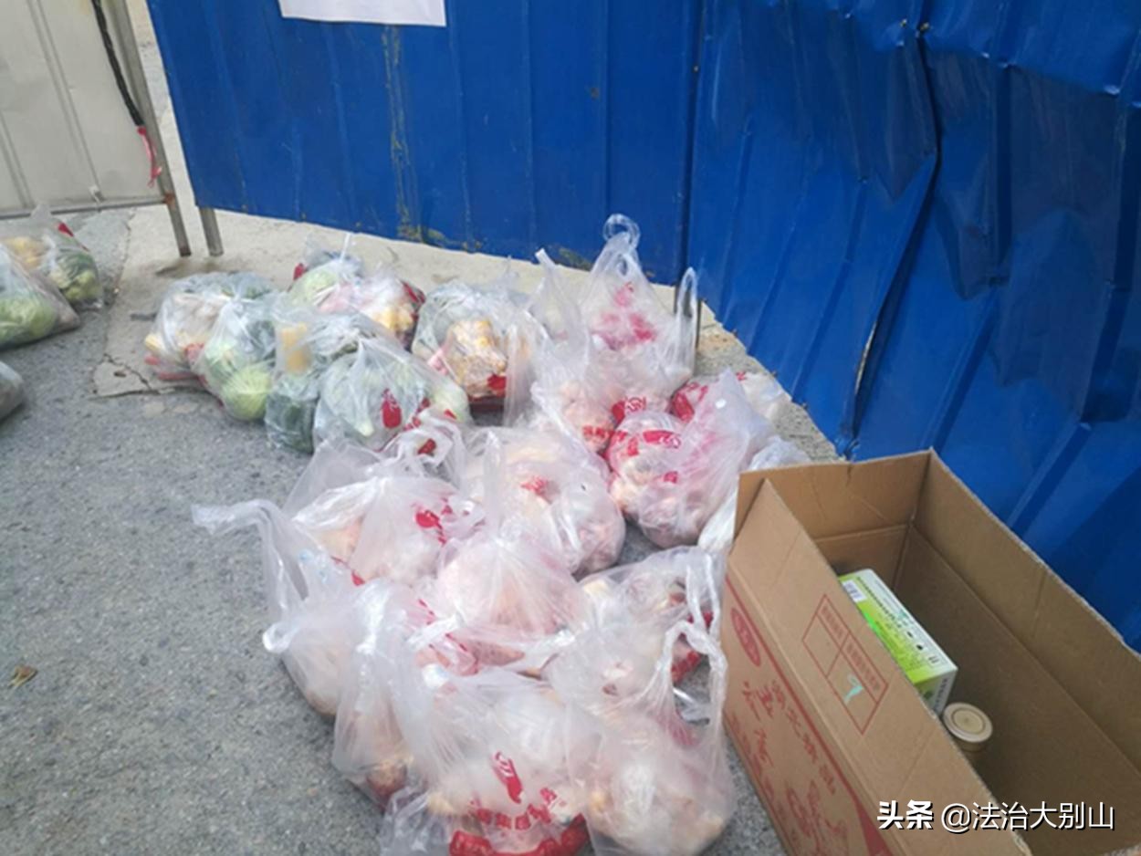 累，但是光荣！为一线干警“代购员”们点赞！