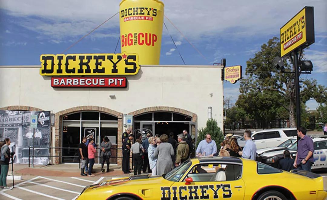 日本餐饮店加盟，收益和经营管理签移民一举多得