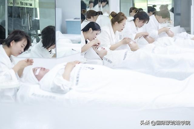 大连蒙妮坦美发美容技能培训学校,大连蒙妮坦美容学校