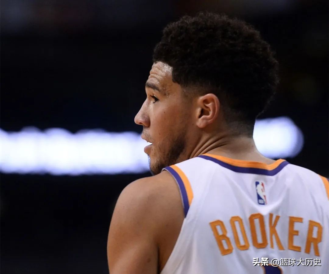 布克简介2015选秀状元,布克为啥只有13顺位