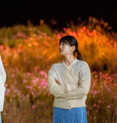 外套内搭什么衣服好看,金晨同款兔毛衣怎么搭